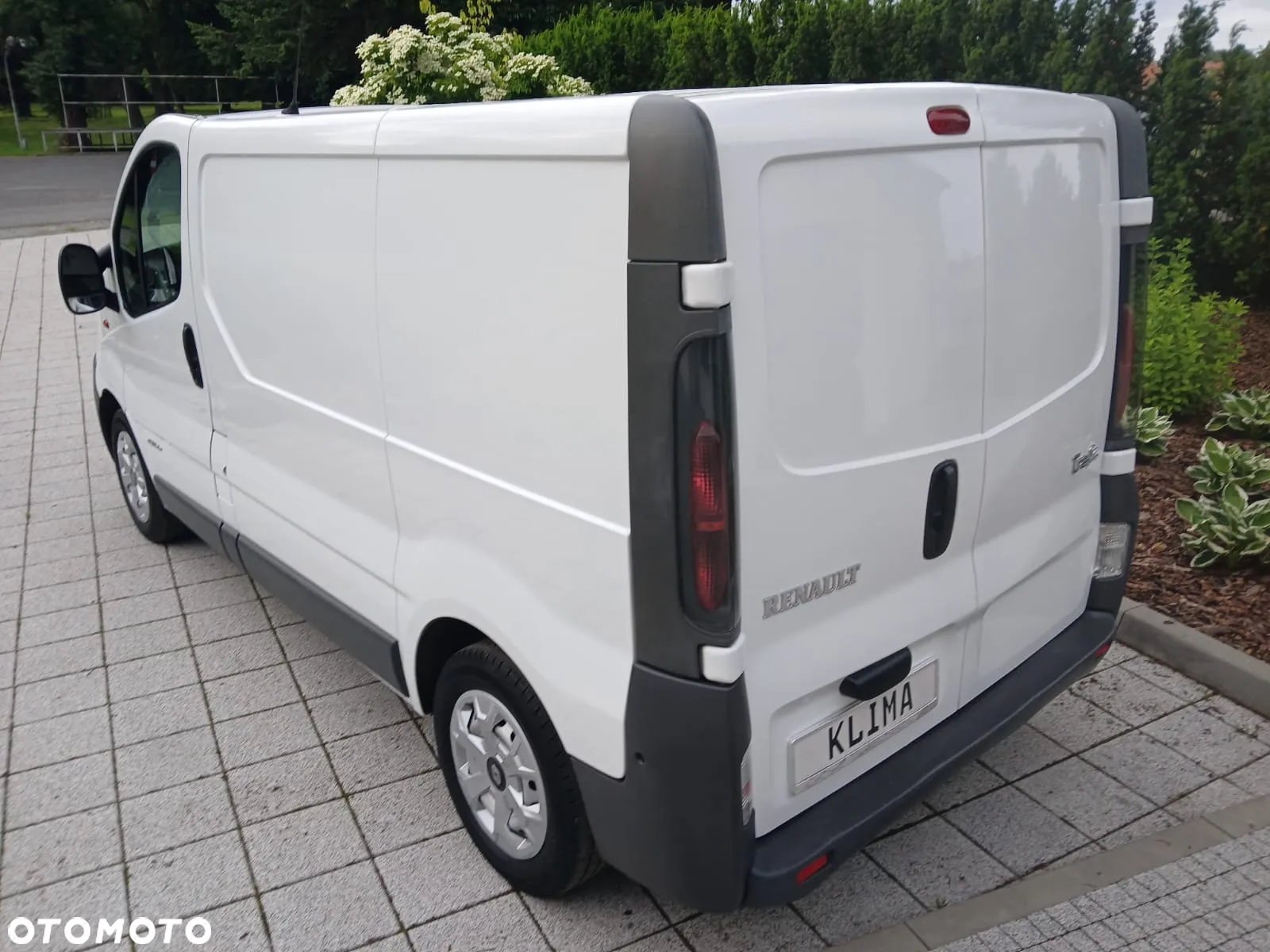 Renault TRAFIC - 8