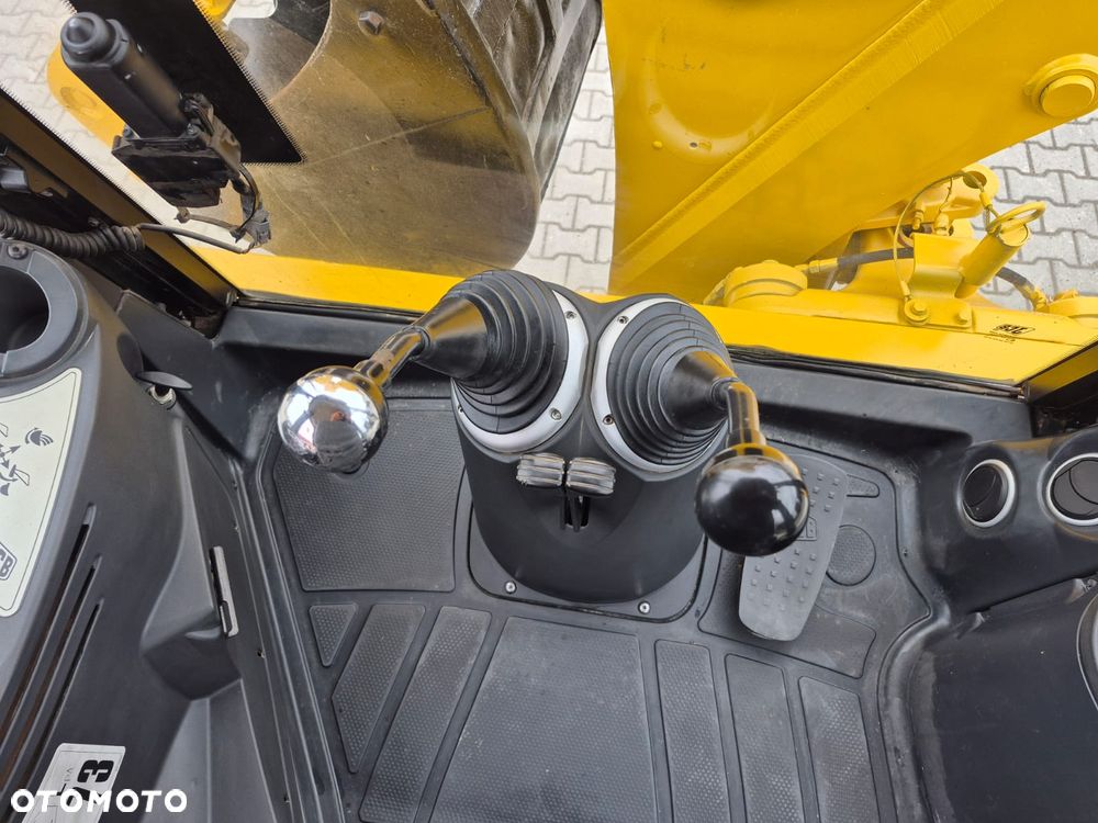 JCB / 3 CX / DUZE KOŁA - 12