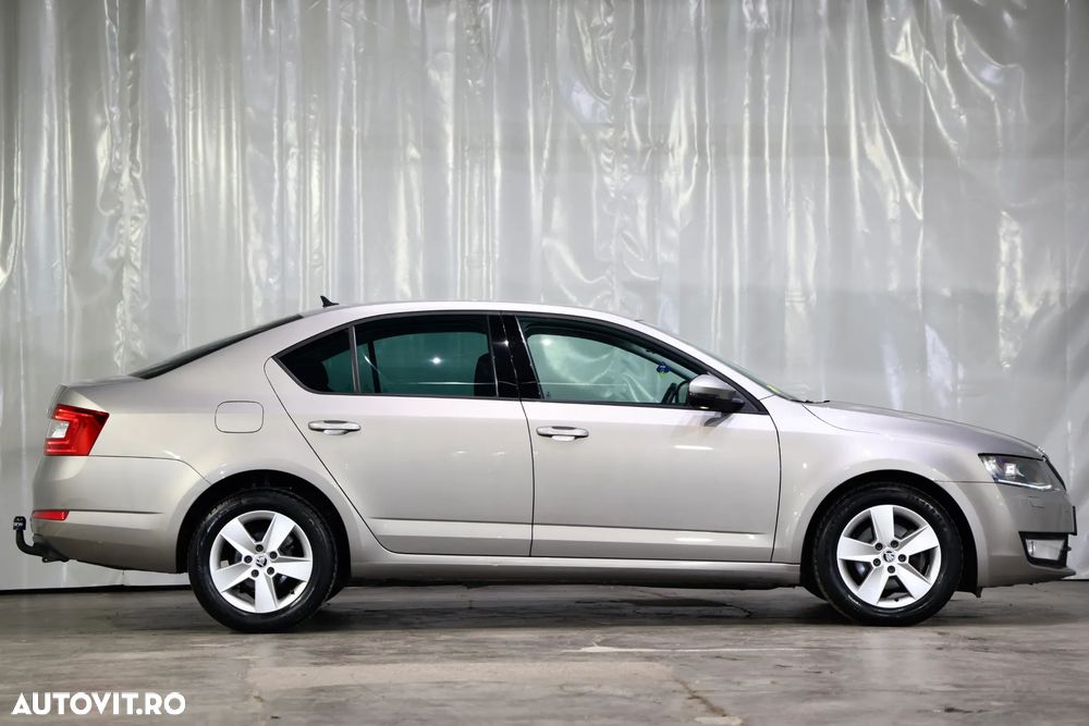 Skoda Octavia 1.6 TDI Active - 37
