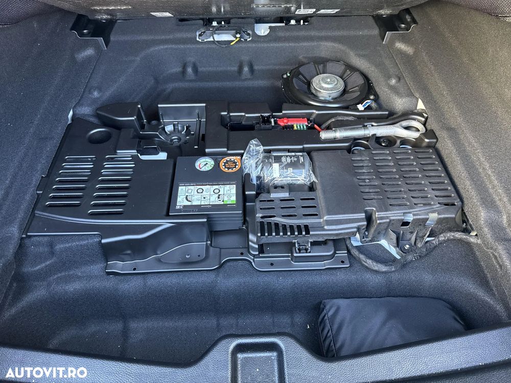 Mercedes-Benz CLA 250 7G-DCT AMG Line - 28