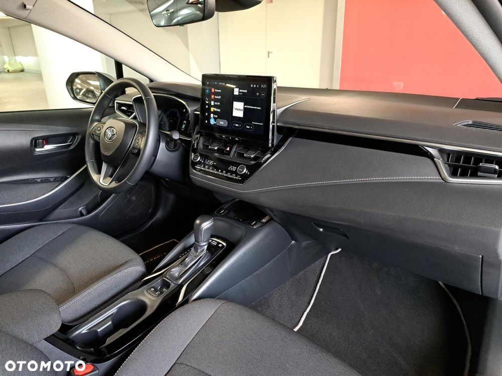 Toyota Corolla 1.8 Hybrid Comfort - 10