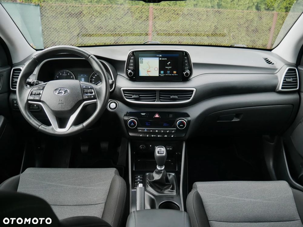 Hyundai Tucson 1.6 GDI BlueDrive Design 2WD - 23