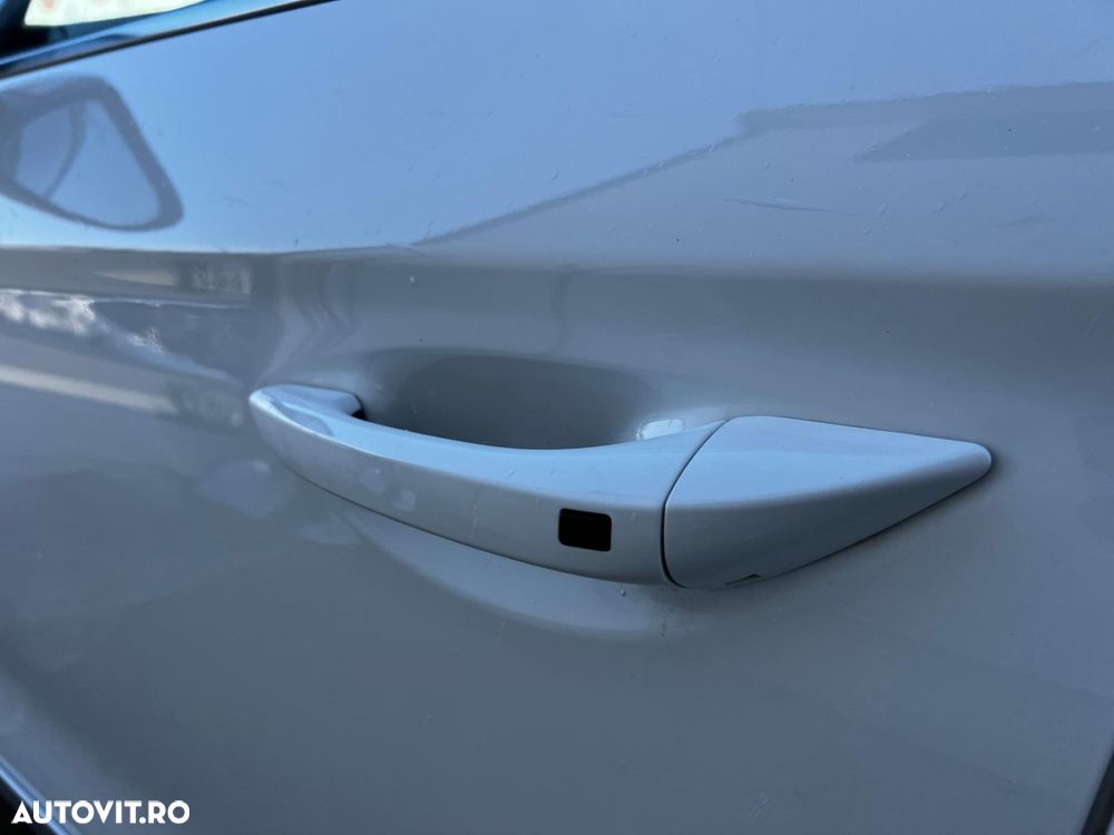 Hyundai IONIQ 1.6 GDI Style - 11