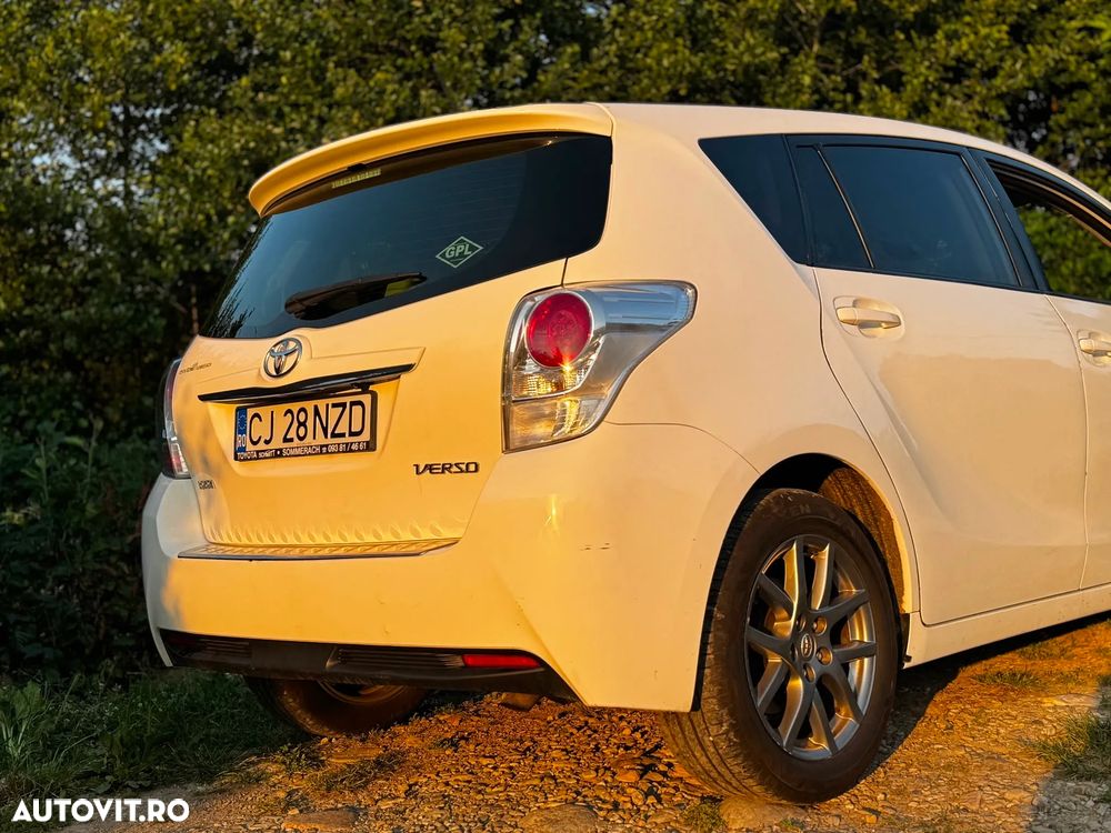 Toyota Verso 1.8 Valvematic Multidrive S Luna - 8
