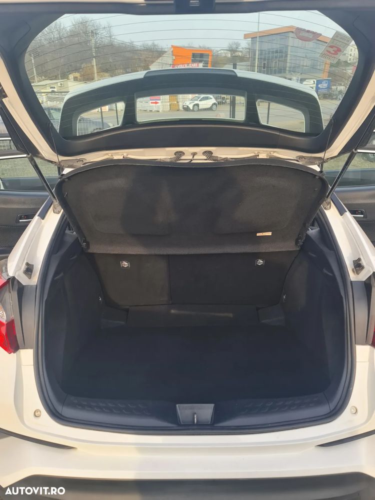 Toyota C-HR Hybrid Business-Edition - 19