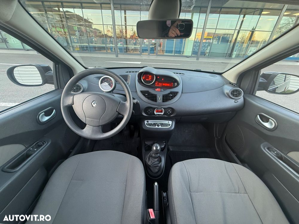 Renault Twingo 1.2 16V Trend - 12