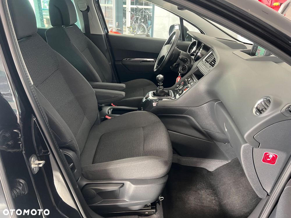 Peugeot 5008 1.2 PureTech Active S&S - 28