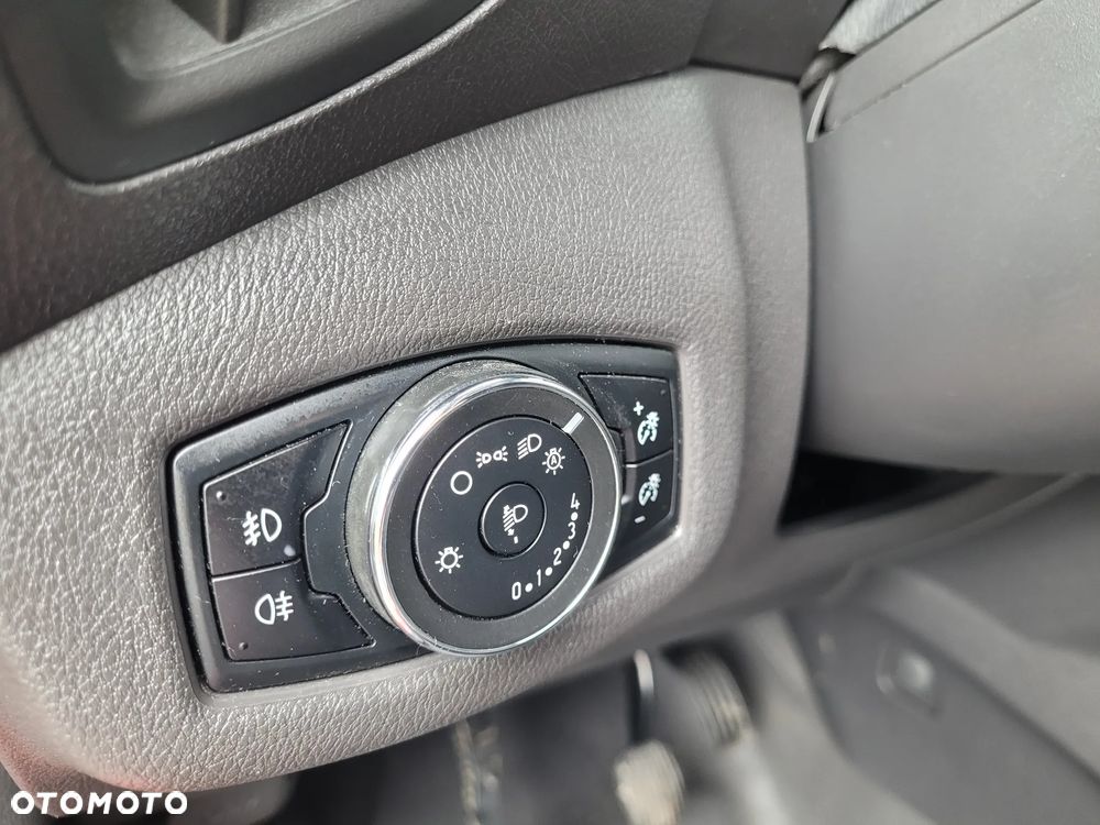 Ford Transit Connect - 20