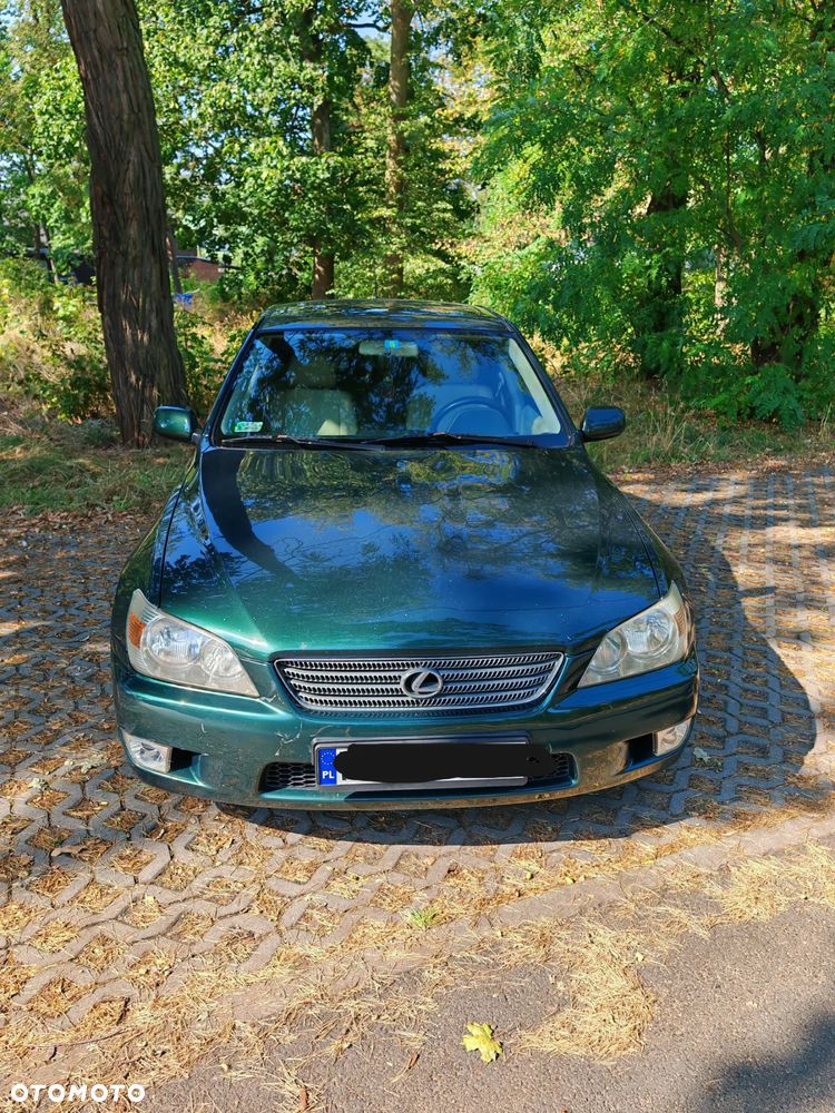 Lexus IS - 7