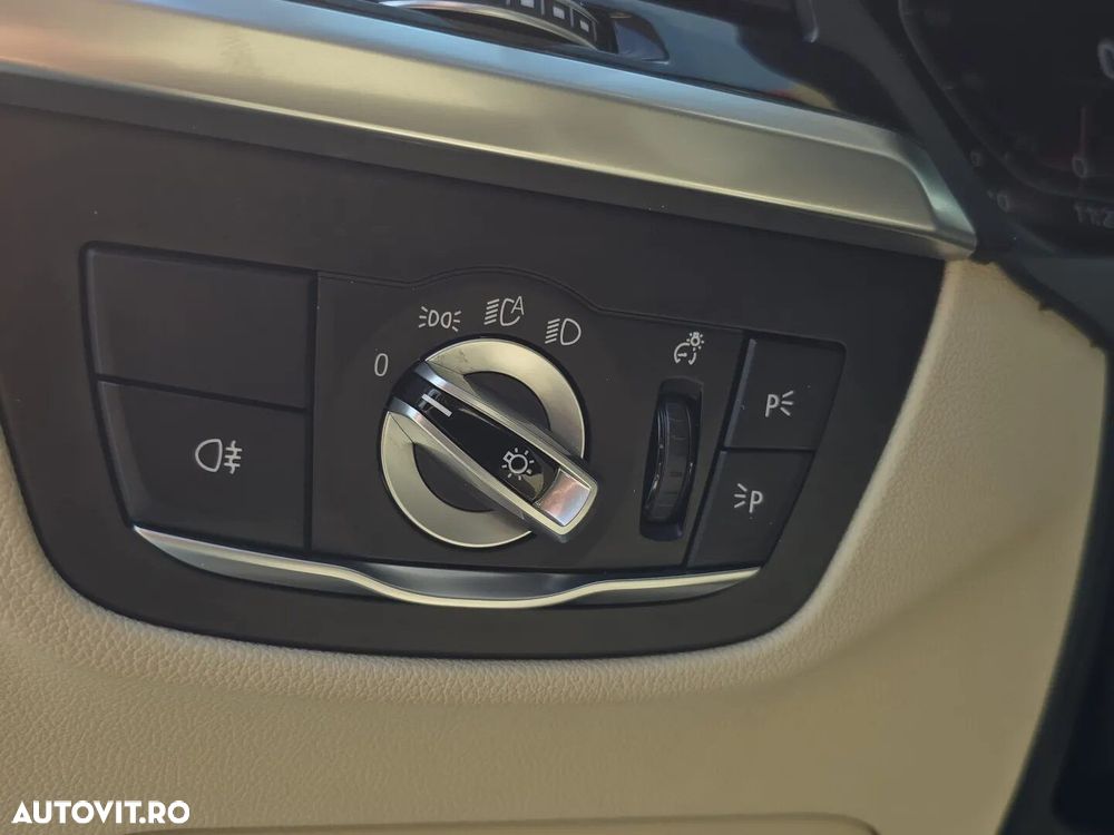 BMW X3 xDrive30i AT Luxury Line - 11