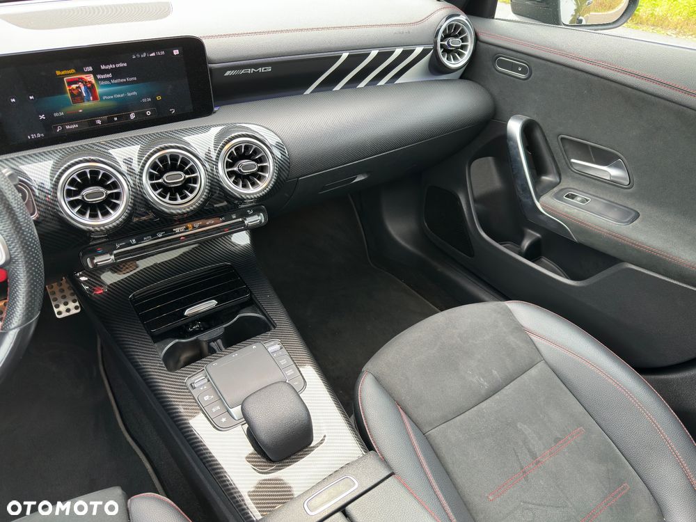 Mercedes-Benz CLA 250 e 8G-DCT AMG Line Advanced Plus - 23