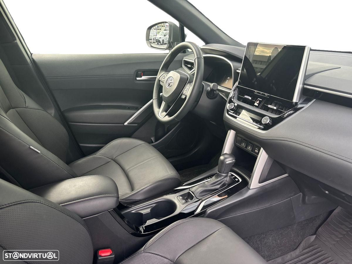 Toyota Corolla Cross - 6