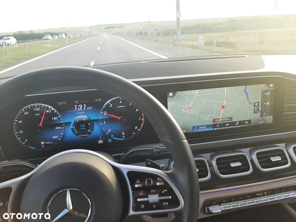 Mercedes-Benz GLE - 27