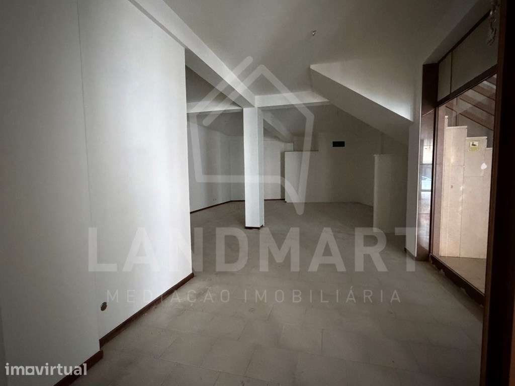 Loja, Centro da Benedita - Grande imagem: 2/3