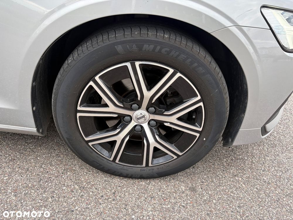 Volvo V60 B4 D Core - 9