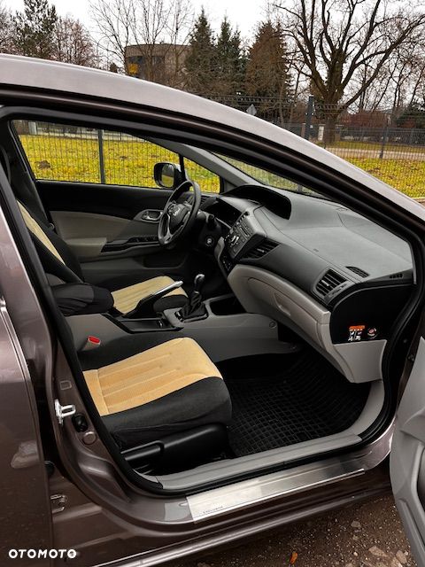Honda Civic 1.8 i-VTEC Elegance - 26