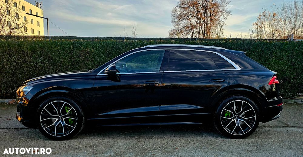 Audi Q8 - 4