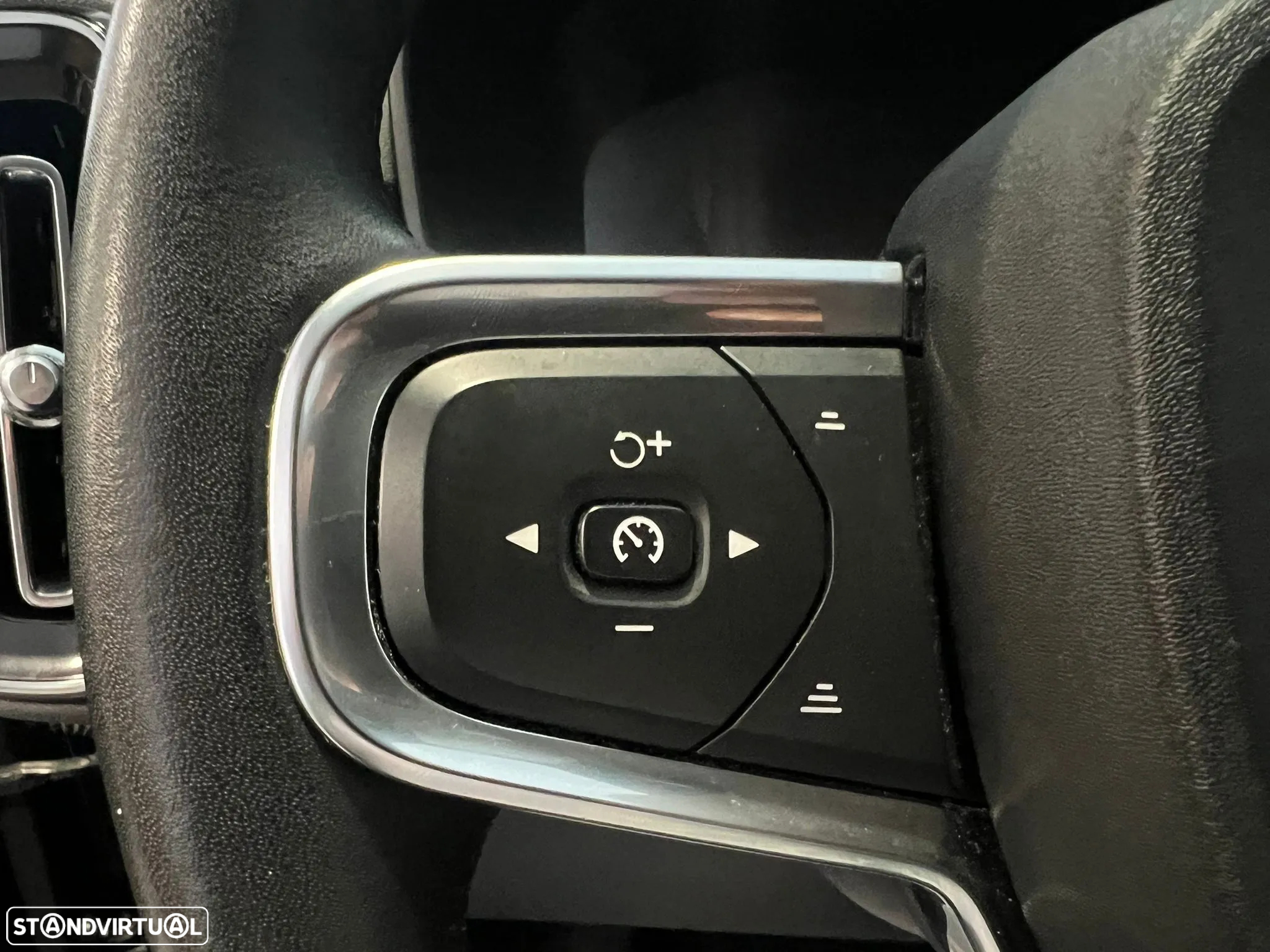 Volvo XC 40 1.5 T4 PHEV Inscription Expression - 8