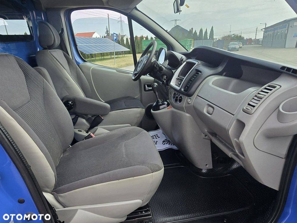 Opel Vivaro - 19
