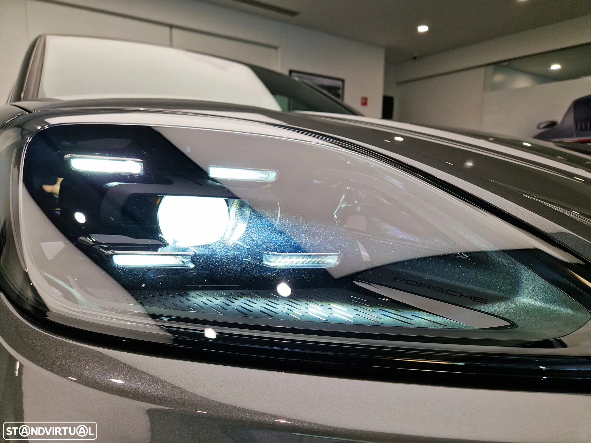 Porsche Cayenne Coupé E-Hybrid - 12