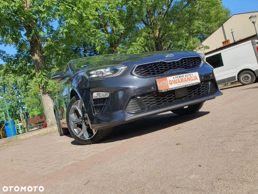 Kia Ceed 1.4 T-GDI DCT OPF Platinum Edition - 31