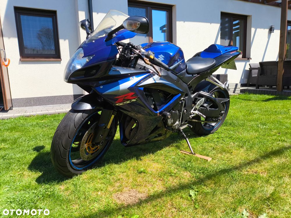 Suzuki GSX-R - 6