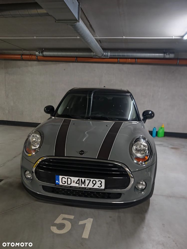 MINI Cooper Standard - 11
