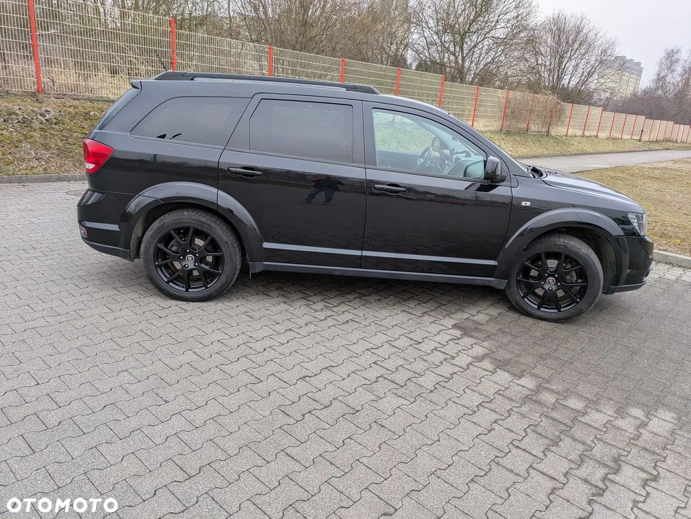 Fiat Freemont 2.0 Multijet Black Code AWD - 2