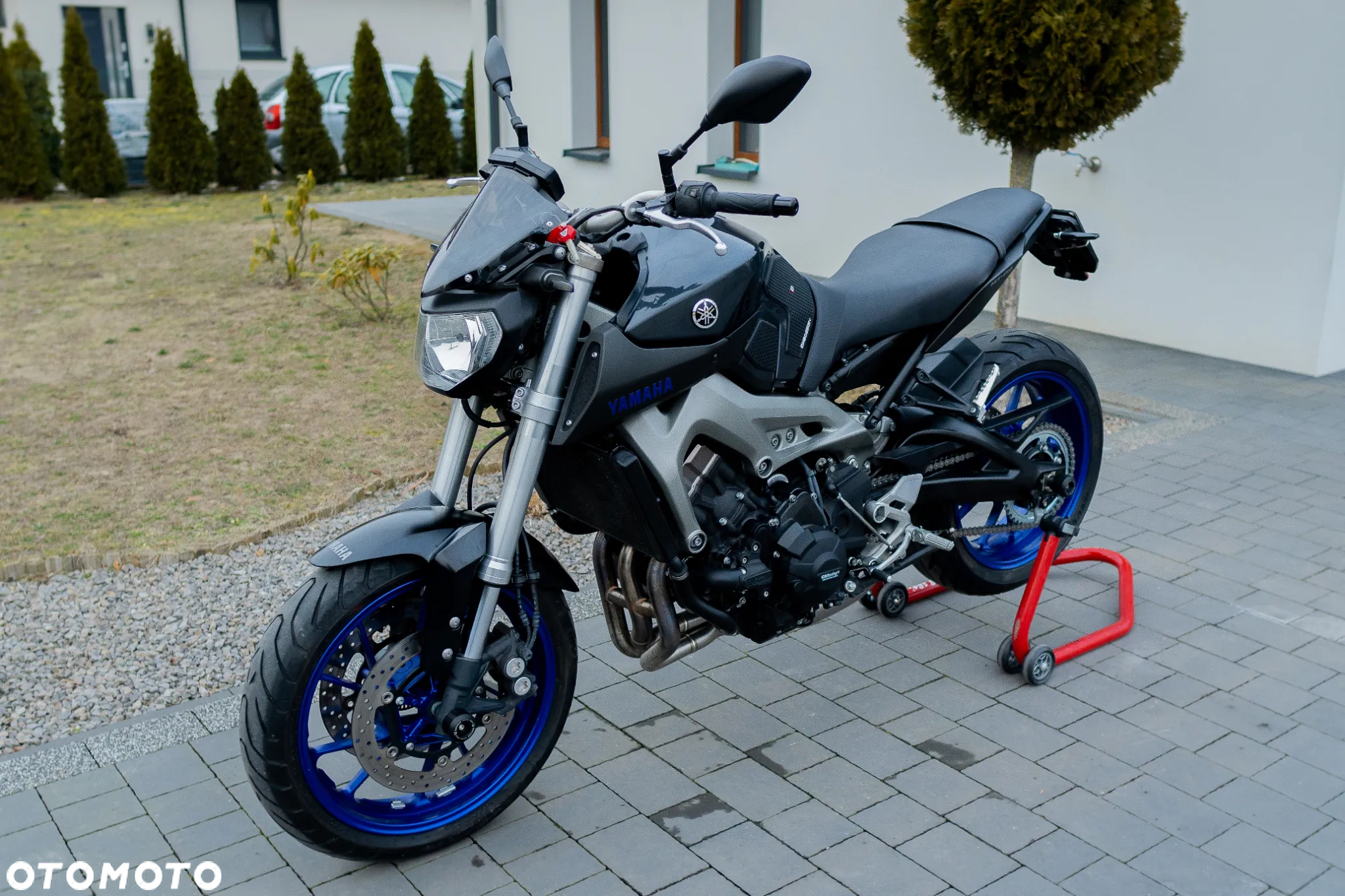 Yamaha MT - 7