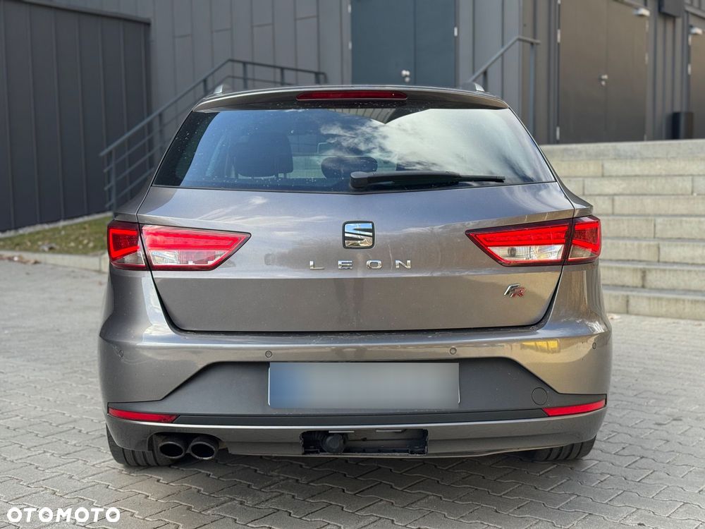 Seat Leon 2.0 TDI DPF DSG FR - 11