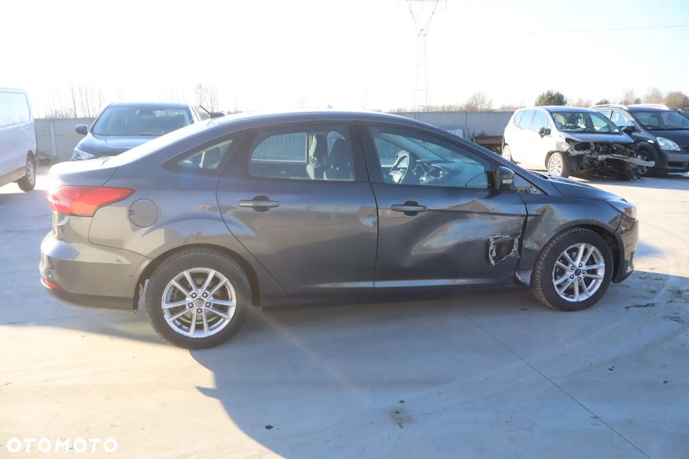 Ford Focus 1.0 EcoBoost Trend Sport - 4