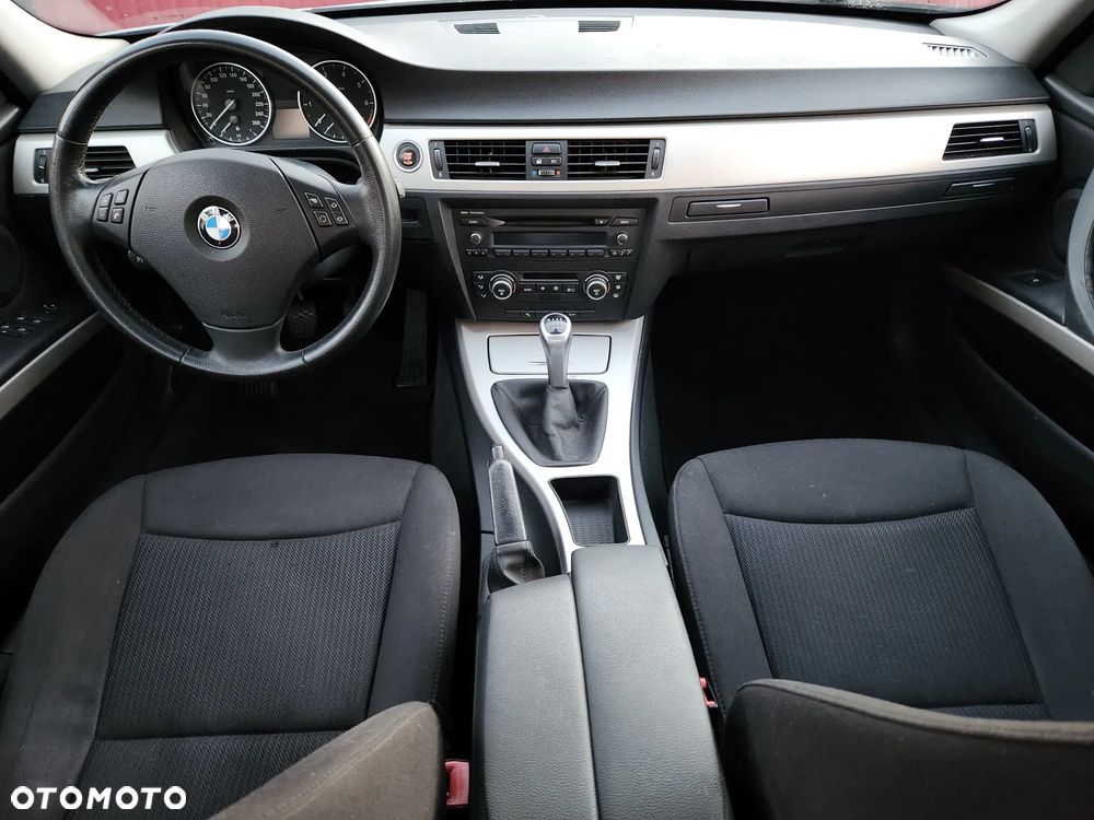 BMW Seria 3 - 11