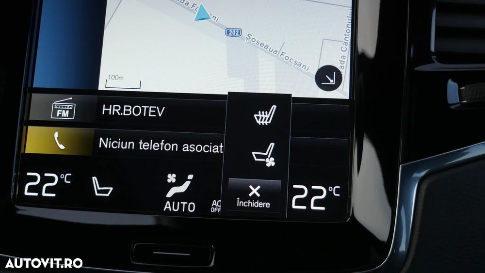 Volvo XC 90 T8 AWD Recharge Geartronic RDesign - 29