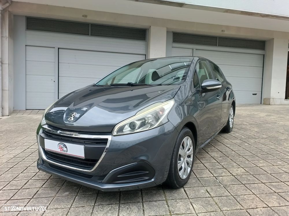 Peugeot 208 1.6 BlueHDi Style - 1