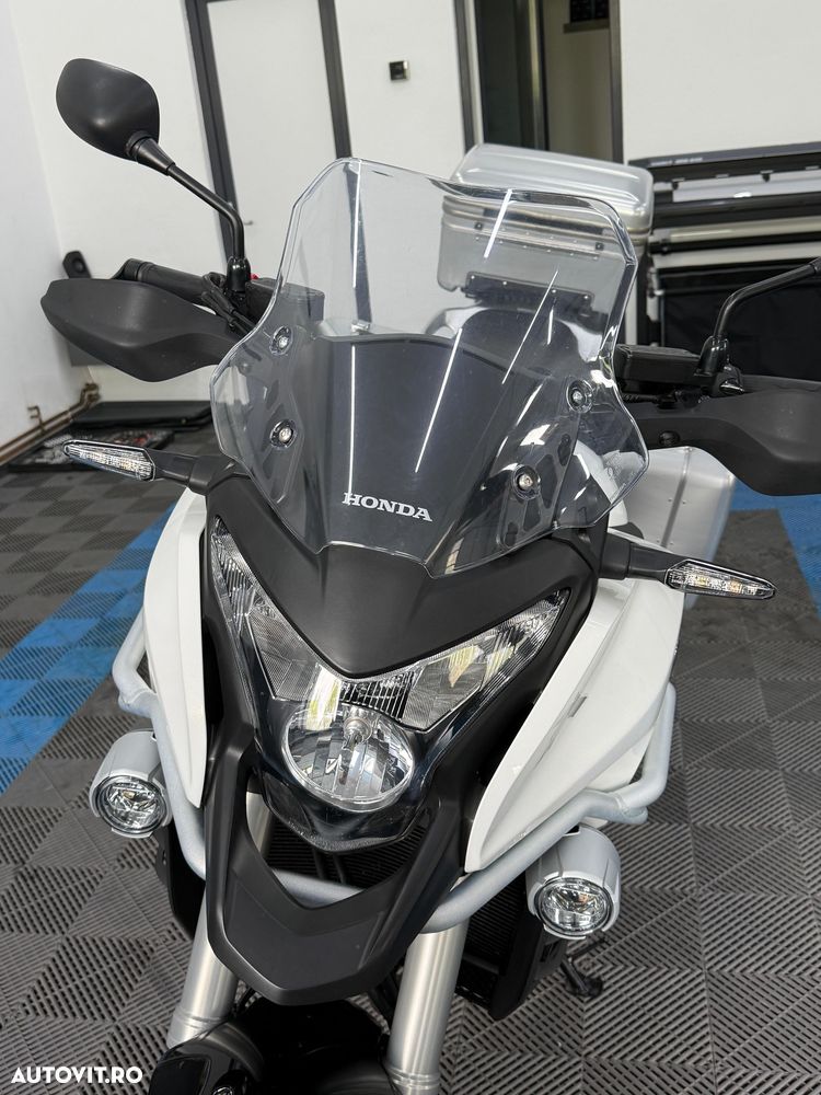 Honda VFR 1200F - 10