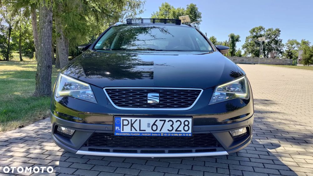 Seat Leon 2.0 TDI Start&Stop 4Drive DSG X-Perience - 2