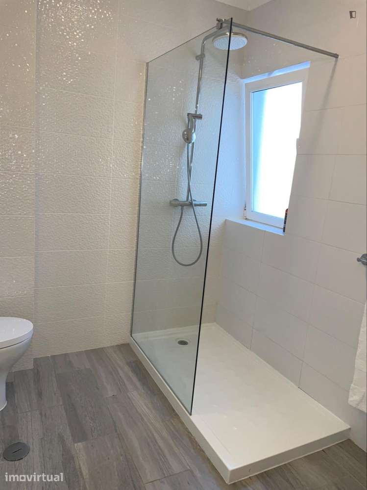 Apartamento com 1 quartos - localizado em Lagos - Grande imagem: 3/18