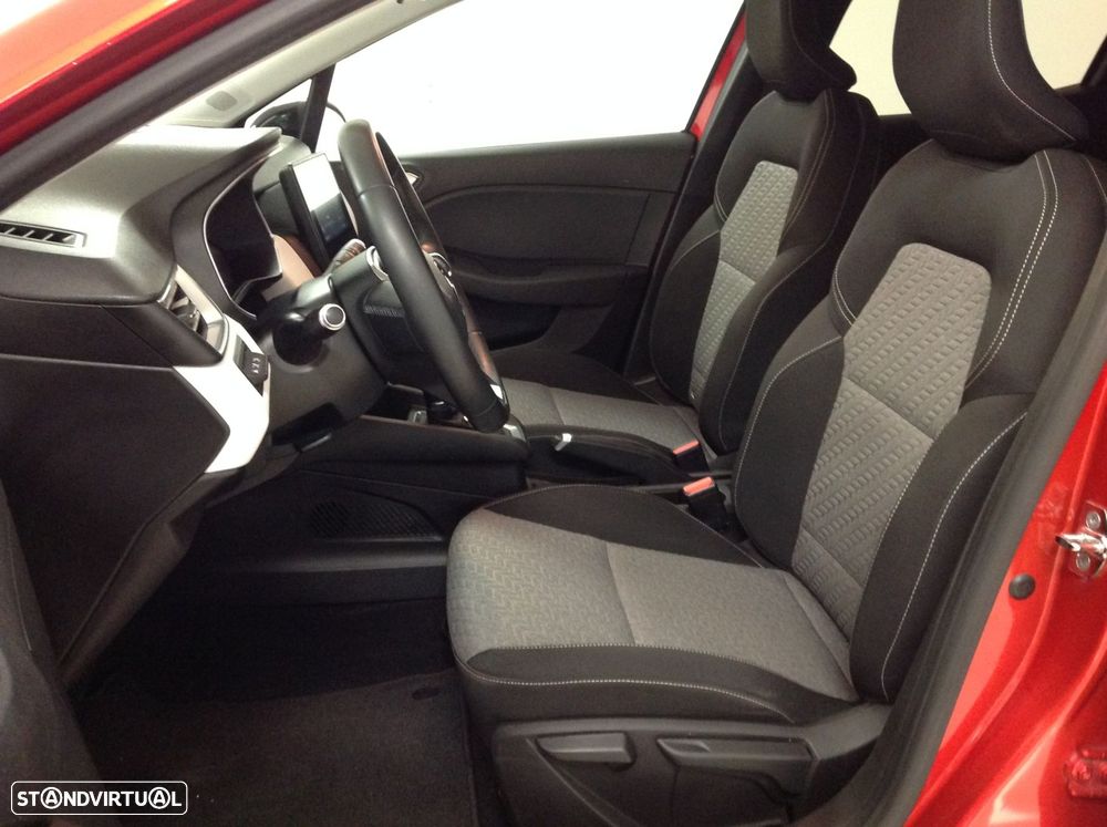 Renault Clio 1.0 TCe Limited CVT - 14