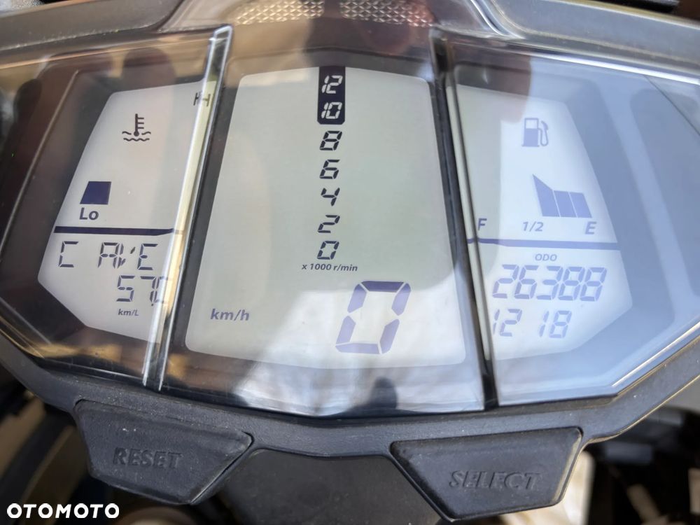 Yamaha YZF - 3