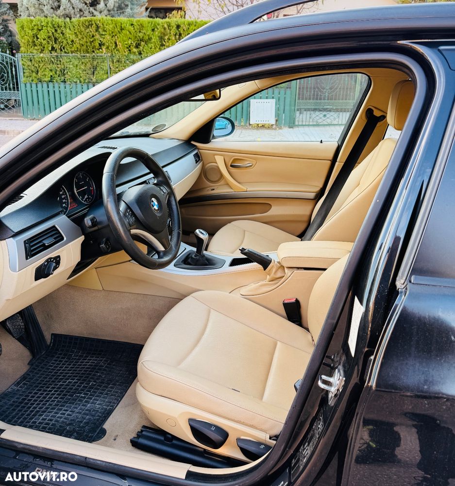 BMW Seria 3 320d Touring - 2