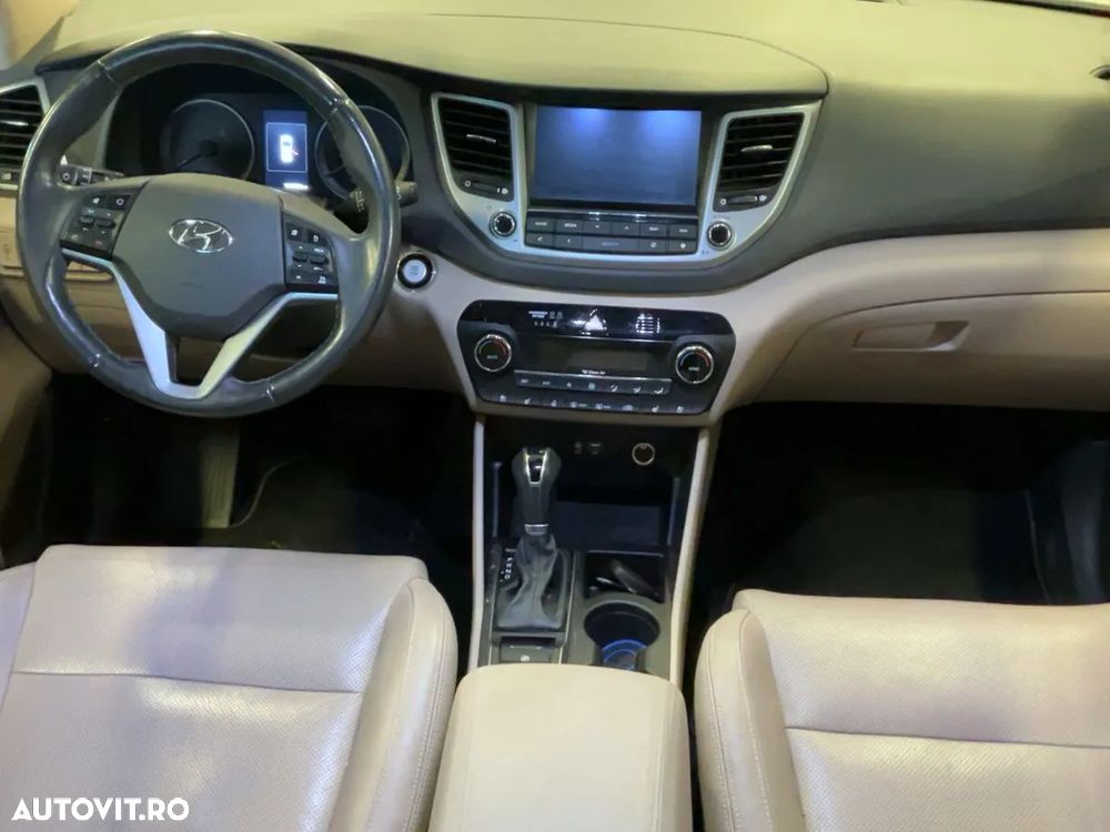 Hyundai Tucson blue 1.7 CRDi 2WD DCT Advantage - 6
