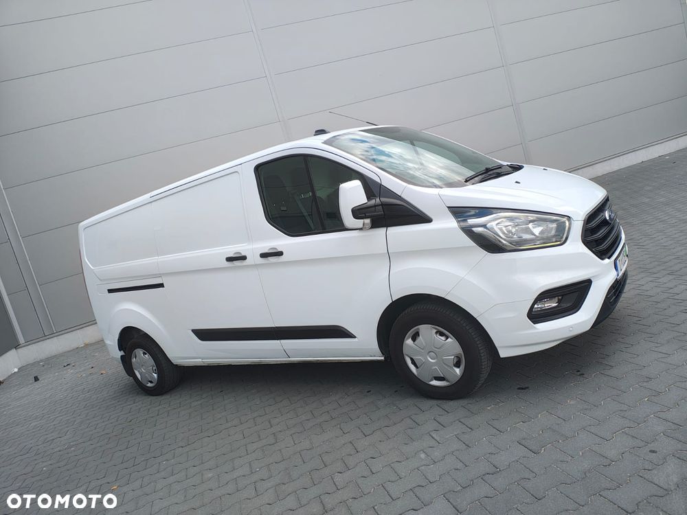 Ford TRANSIT CUSTOM - 17