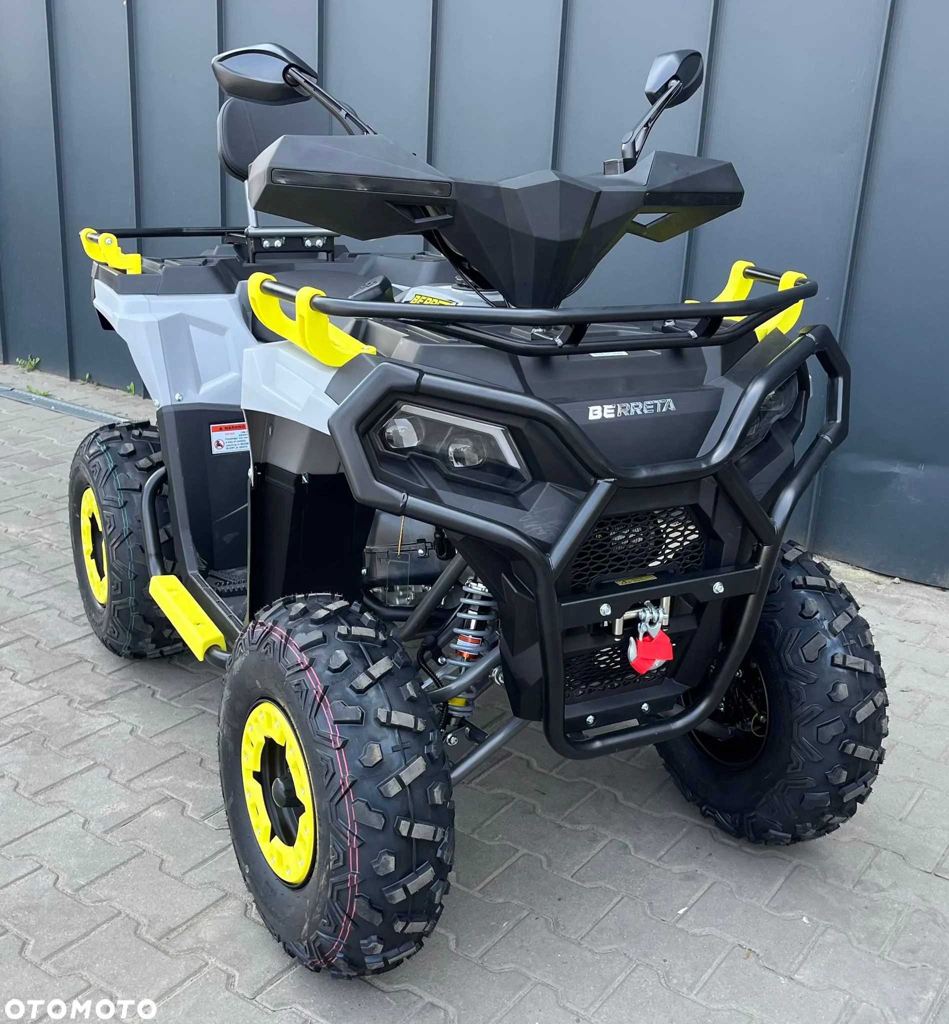 Berreta Hummer 200