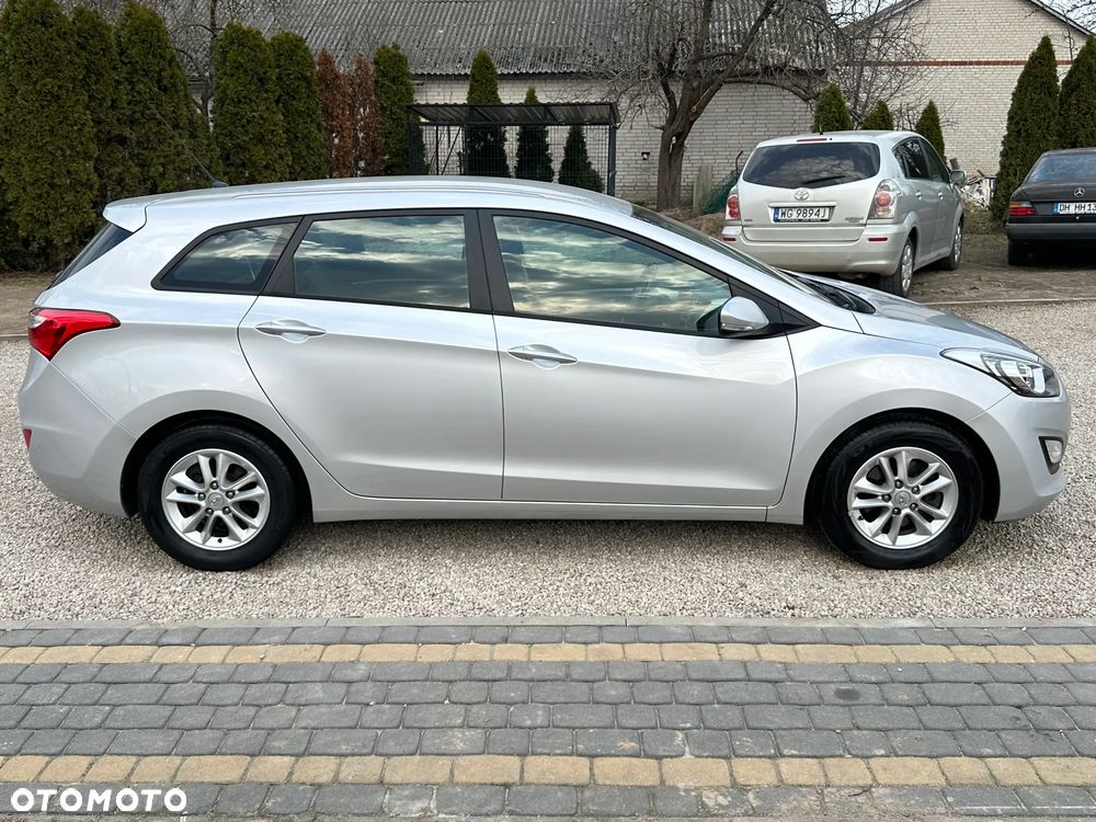 Hyundai i30 i30cw 1.6 CRDi Trend - 18
