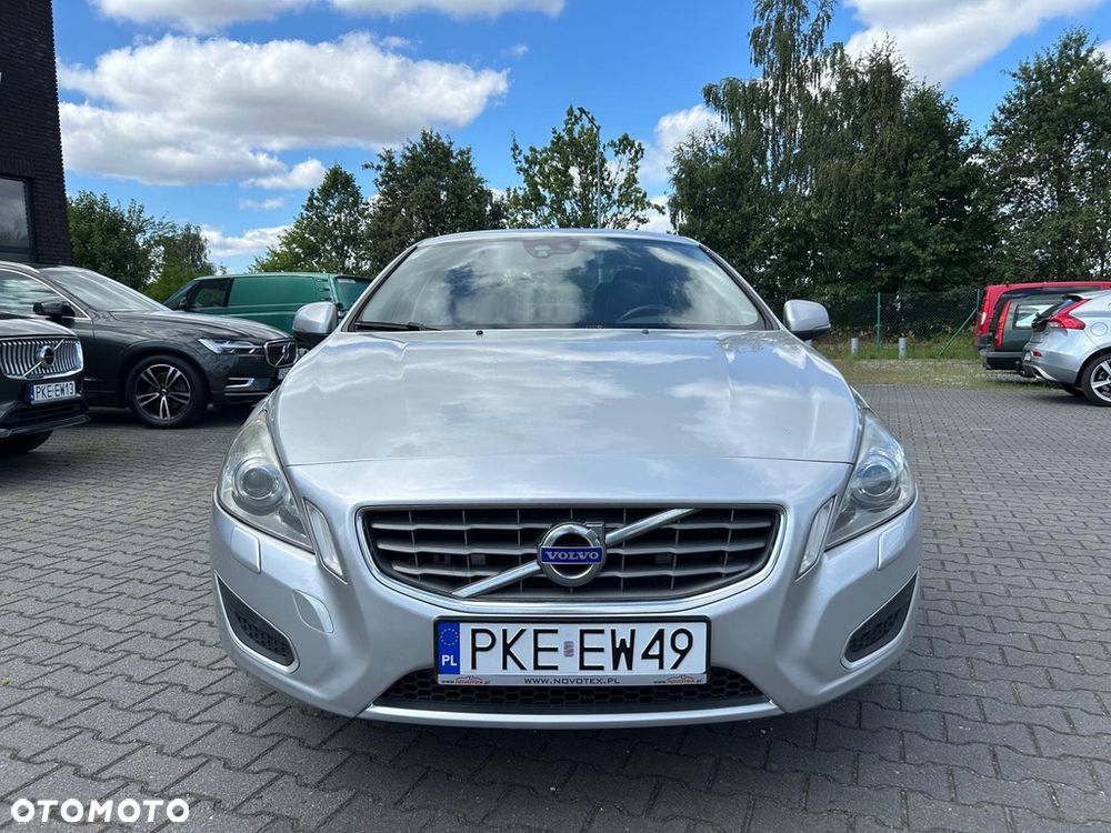 Volvo S60 D5 AWD Geartronic Summum - 5