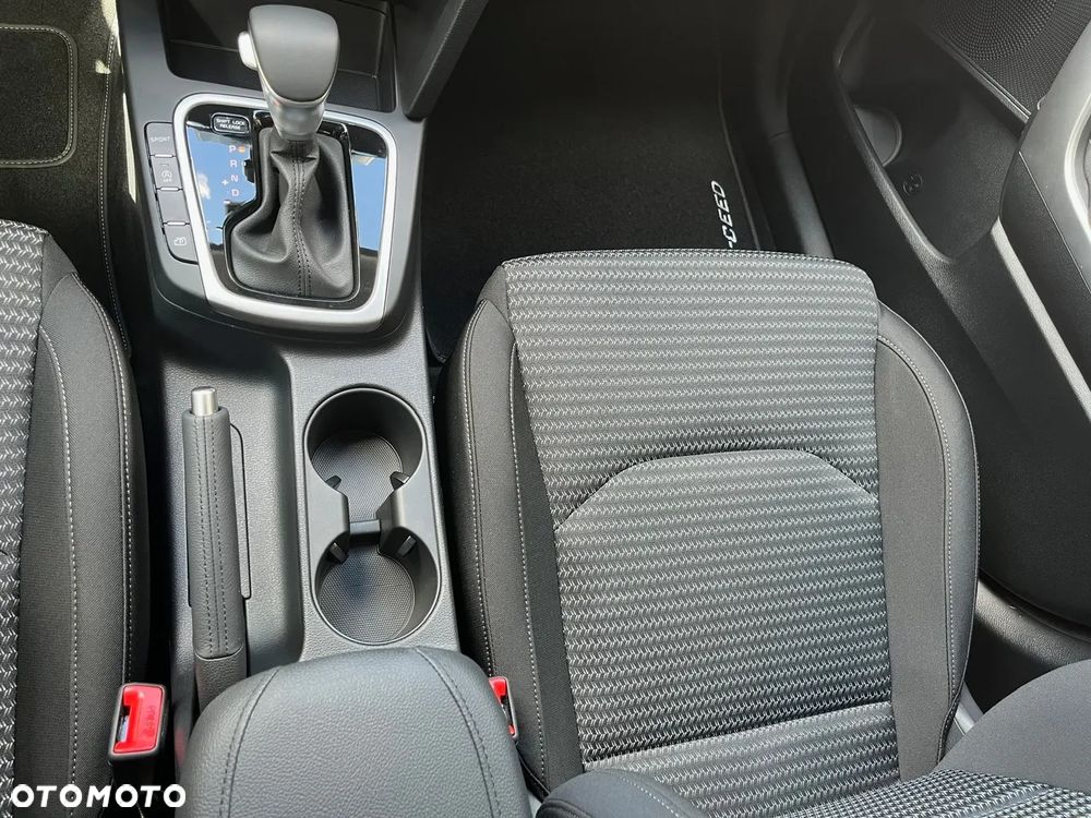 Kia XCeed 1.6 T-GDI M DCT - 20