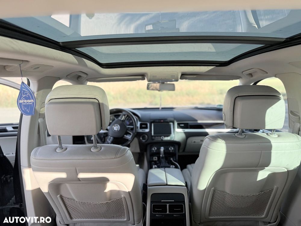 Volkswagen Touareg - 8