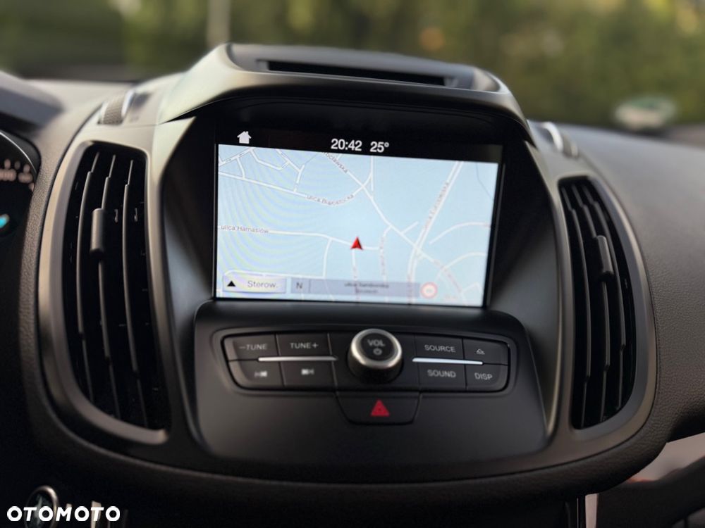 Ford Kuga 2.0 TDCi 4x4 ST-Line - 23