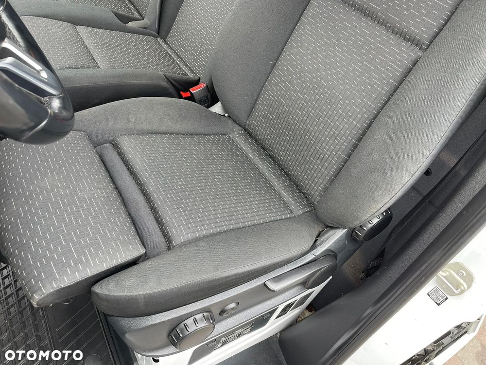Mercedes-Benz Sprinter W907 319 CDI 2019 ROK 3.0 V6 190 KM MANUAL 6 BIEGÓW MAX MAXI DŁUGI L4H2 - 20