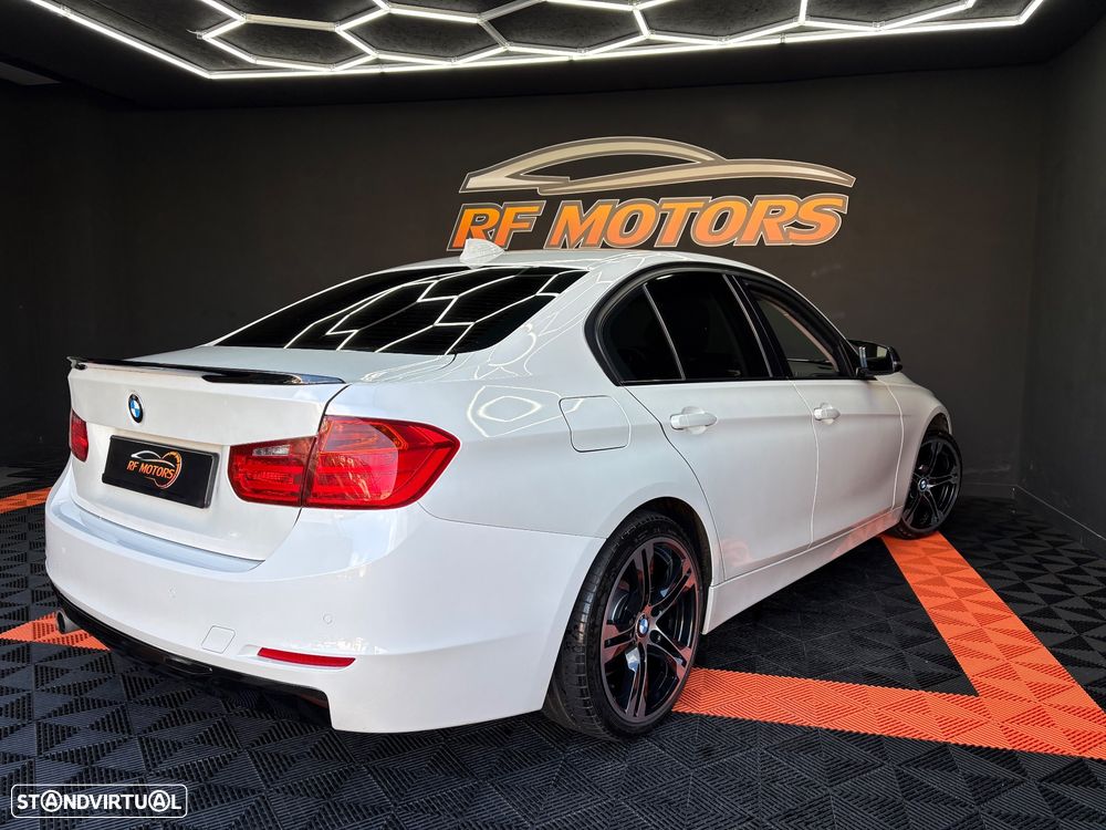 BMW 320 d Efficient Dynamic Edition Modern Line - 33